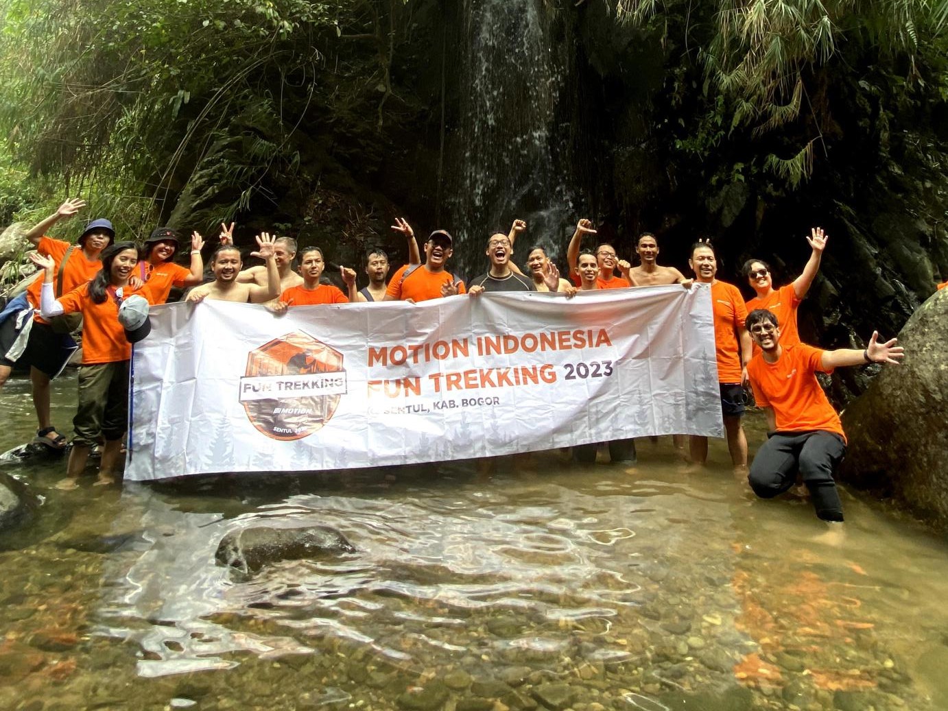 Embracing Nature: Motion Indonesia's Fun Trekking And Tree Planting Day